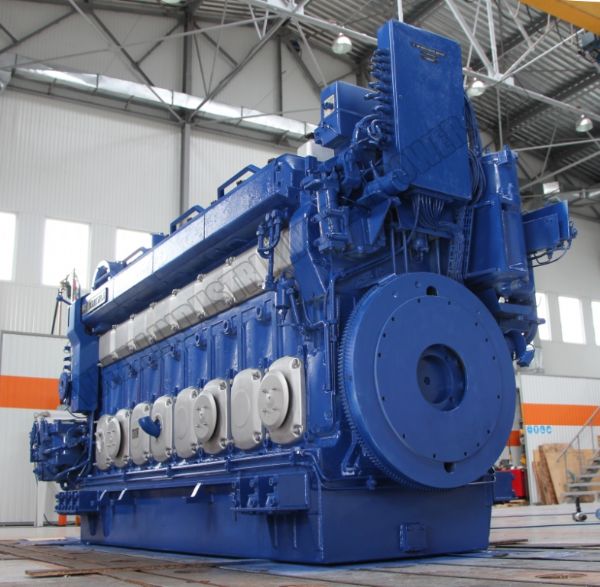 2 x Wartsila Vasa 8R22 HFC Propulsion Engines 975kW900rpm complete