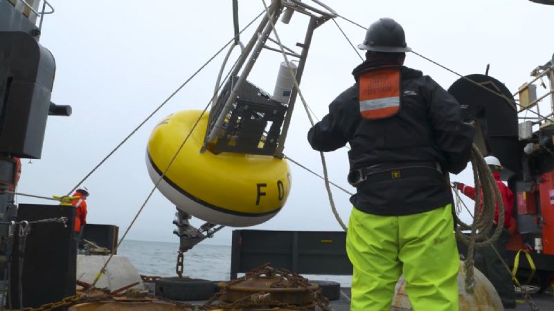 Activists, Fishermen Sound Alarm on Cuts at NOAA Fisheries' Alaska Branch