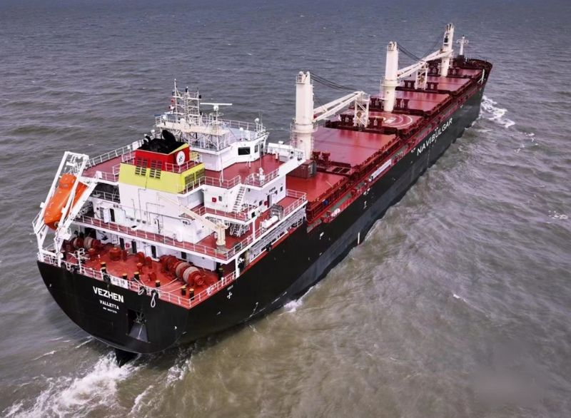 Captain Claims Bulker's Anchor System Was Sabotaged by Russians