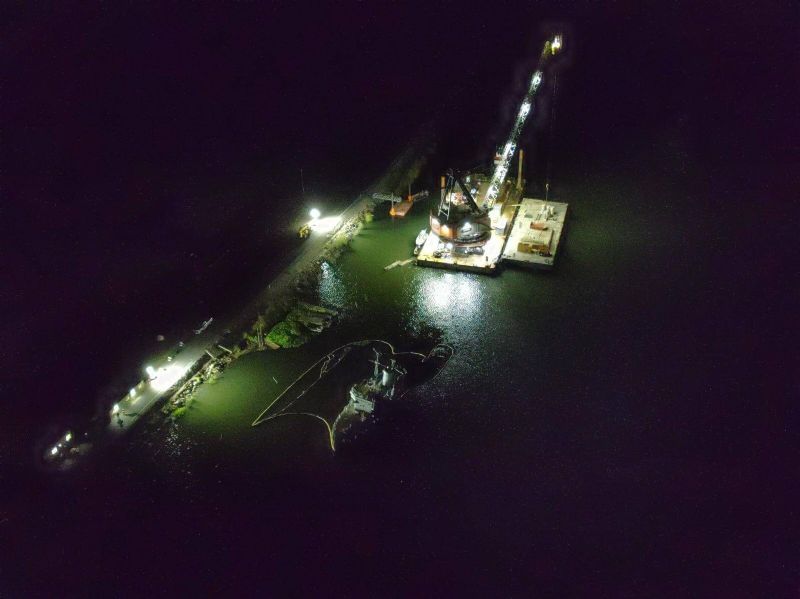 Coast Guard Contractor Removes Derelict Minesweeper From San Joaquin Delta