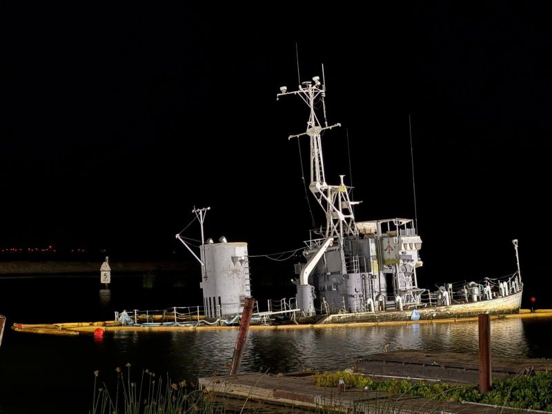 Coast Guard Contractor Removes Derelict Minesweeper From San Joaquin Delta