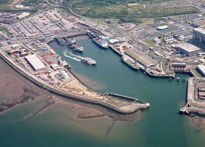 Eight Ports in the British Isles Get Electric Ship Charging Stations