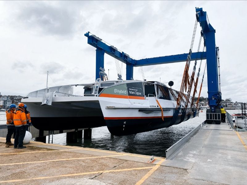 EST-Floattech supplies Octopus battery systems to Wight Shipyard for river Thames