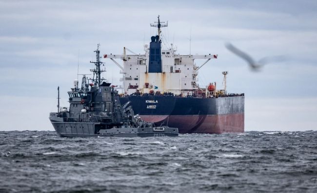 Estonia Continues to Hold Stateless Shadow Tanker Waiting Resolutions
