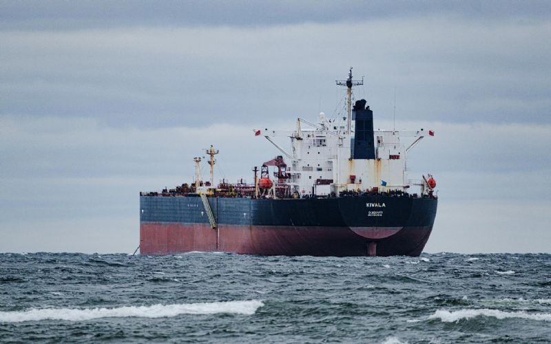 Estonia Continues to Hold Stateless Shadow Tanker Waiting Resolutions