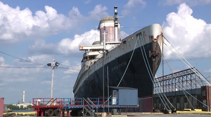 Florida County May Consider Buying and Sinking SS United States