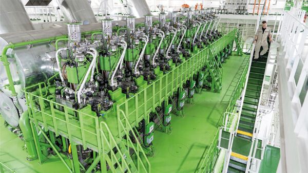 Hapag-Lloyd Takes Delivery of Last Ship in its New LNG Ultra Large Class