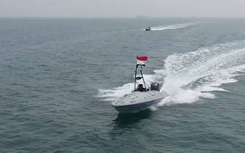 Houthis Hit Singapore-Registered Containership Bound for Somalia