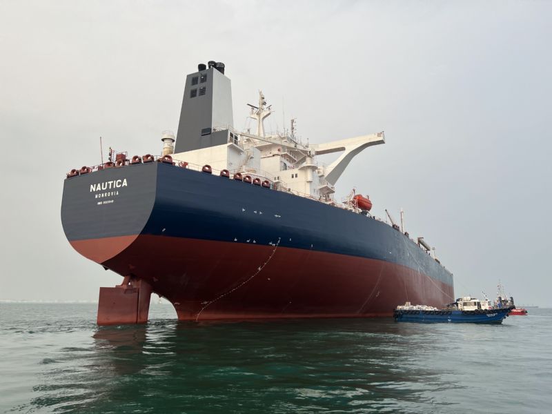 Houthis Purloin Crude Oil From UN-Funded Floating Storage Tanker