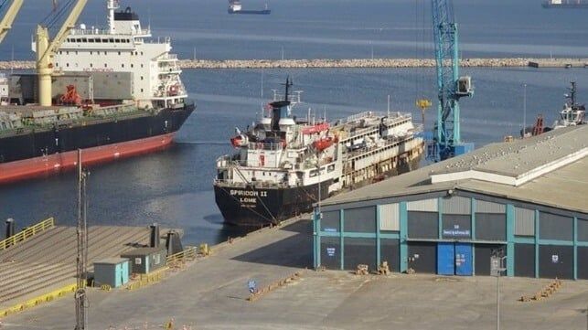 Livestock Carrier Accused of MARPOL Violations as it Tries to Unload Cattle