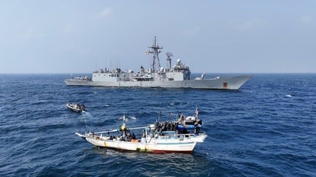 Pirates Abandon Hijacked Yemeni Fishing Boat as Naval Forces Approached