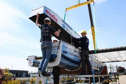 The world's first flying hydrogen boat is a fact TU Delft students on to world championships