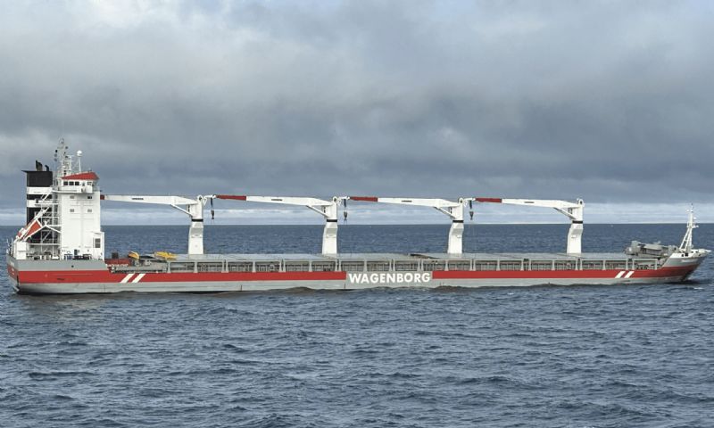 Two Vessels Arrive to Help Grounded Freighter in Northwest Passage