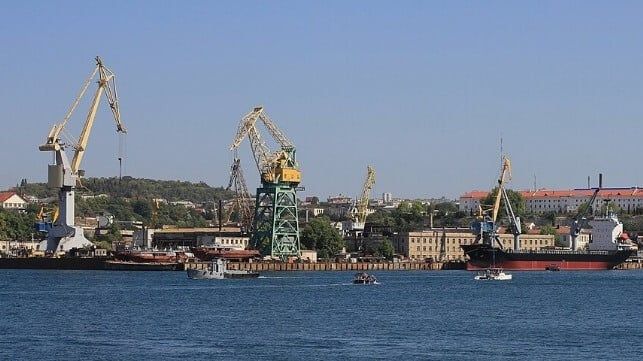 Ukraine Condemns China’s Operating a Containership from Crimea