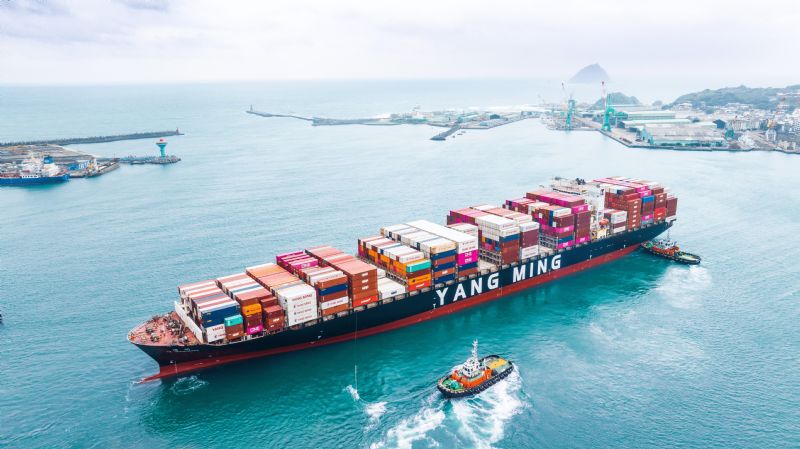 Yang Ming Orders Containerships with New LNG Technology from Hanwha Ocean